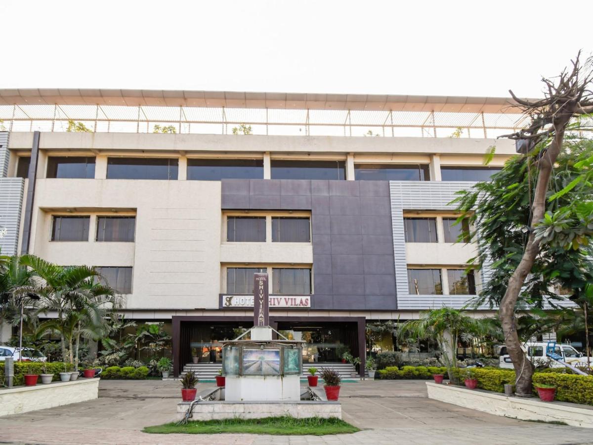Hotel Shiv Vilas Bhopal Bagian luar foto